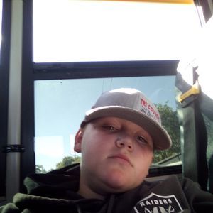 Meet your Posher, Everett